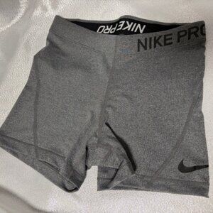 NIKE PRO WOMEN'S DRI FIT GRAY ATHLETIC SHORTS SMALL